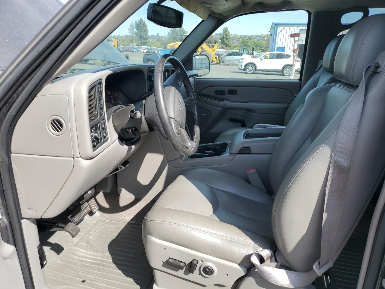 2004 GMC Sierra K2500 Heavy Duty VIN: 1GTHK23U94F251061 Lot: 63641505