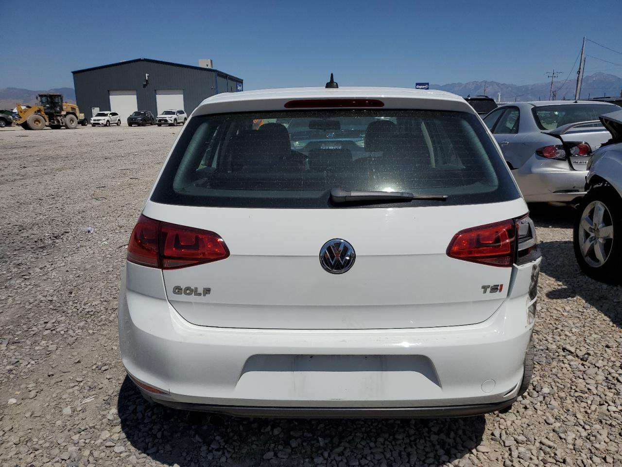 2016 Volkswagen Golf S VIN: 3VW117AU1GM052026 Lot: 63516305