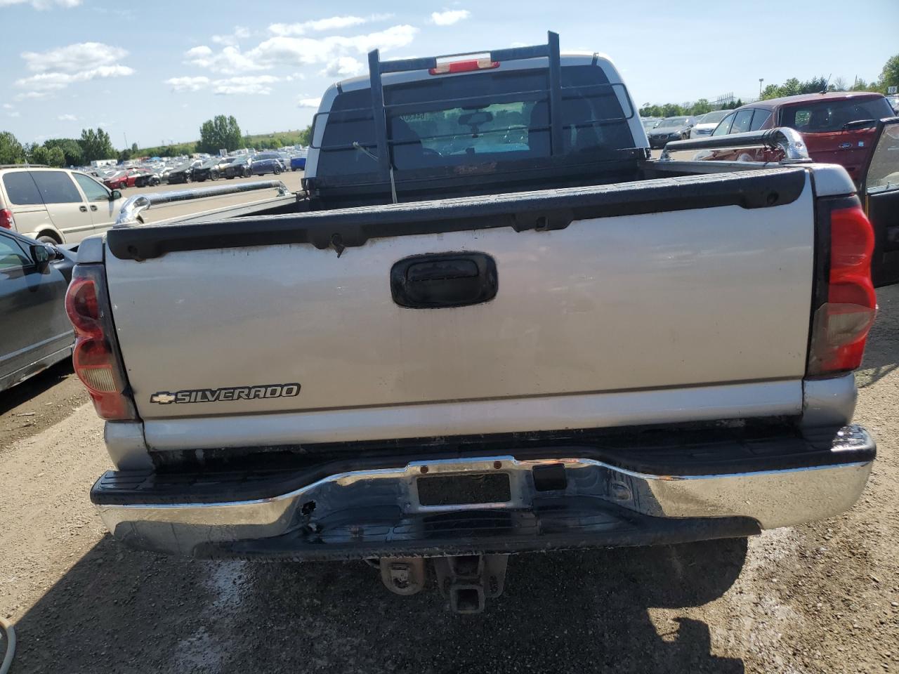 2006 Chevrolet Silverado K1500 VIN: 2GCEK19V561259455 Lot: 64430245