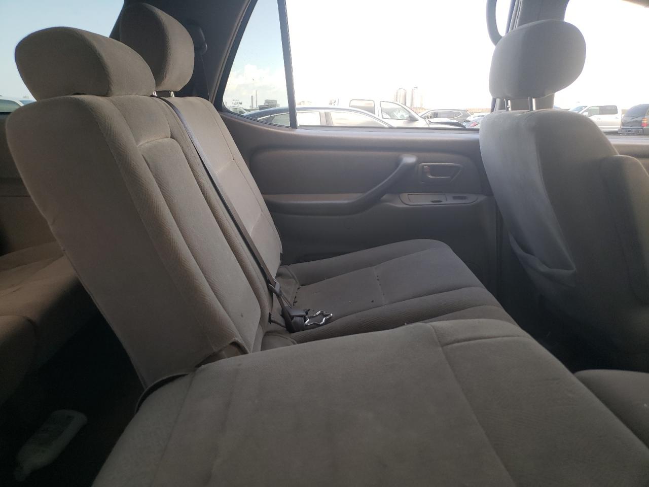 2004 Toyota Sequoia Sr5 VIN: 5TDZT34A54S225388 Lot: 63428425