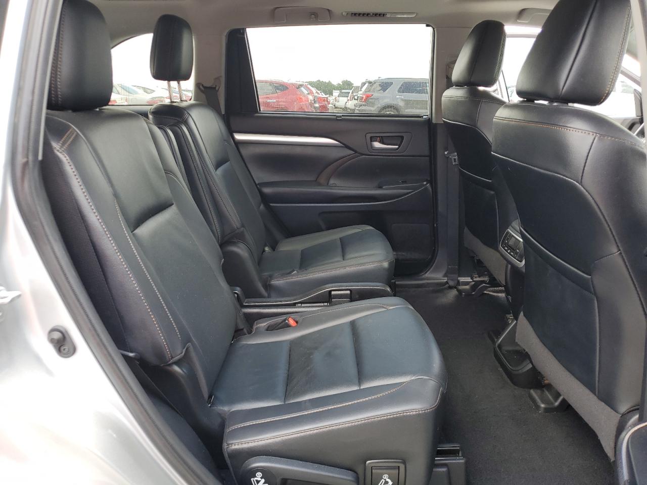 2019 Toyota Highlander Se VIN: 5TDKZRFH0KS566109 Lot: 64934505