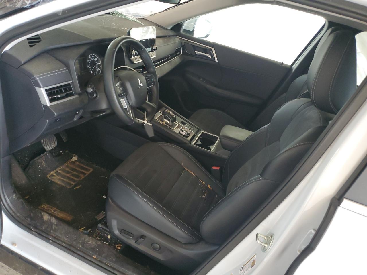 2024 Mitsubishi Outlander Se VIN: JA4J4VA86RZ082605 Lot: 64427495