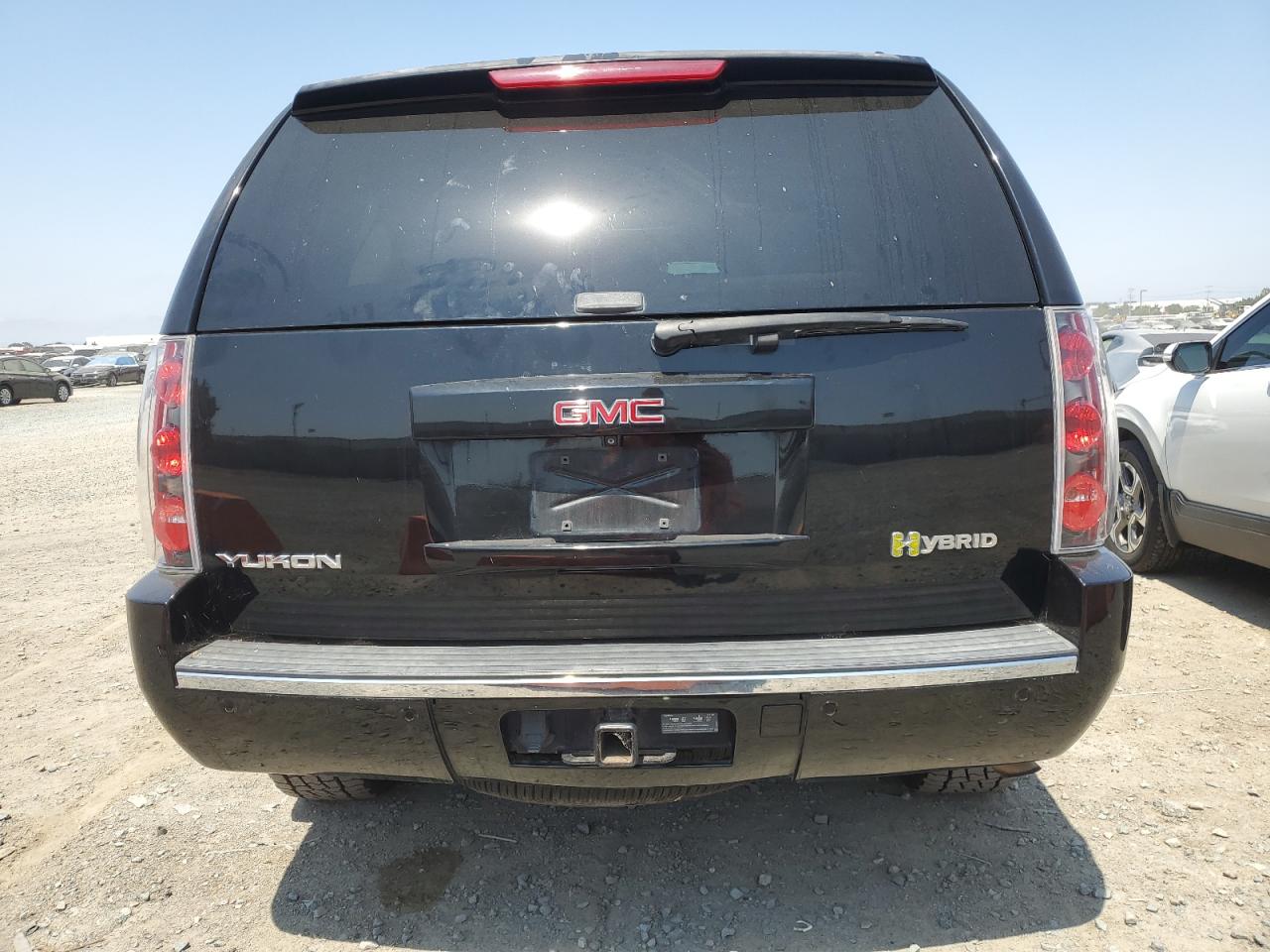 2011 GMC Yukon Denali Hybrid VIN: 1GKS2GEJ8BR261182 Lot: 64451285