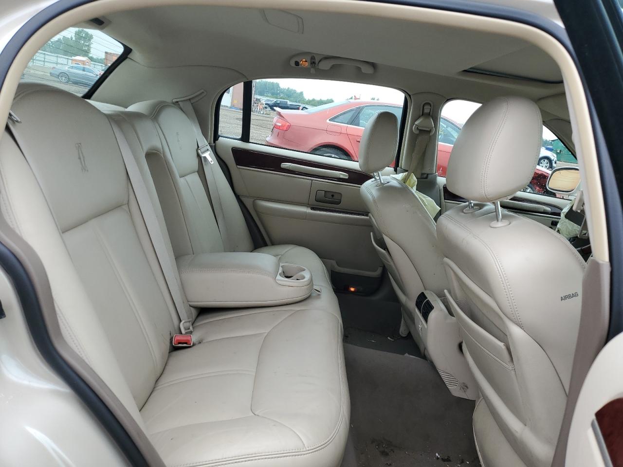 2003 Lincoln Town Car Cartier VIN: 1LNHM83W73Y631786 Lot: 63332225