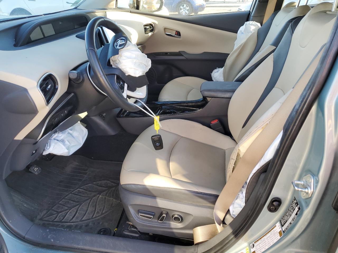 2018 Toyota Prius VIN: JTDKARFU1J3547976 Lot: 64114885