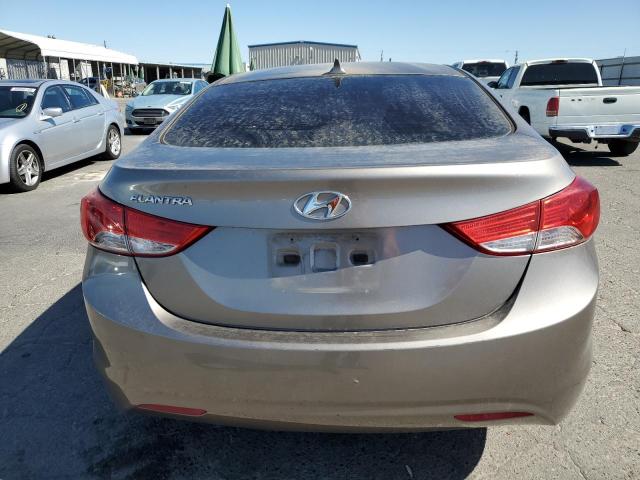  HYUNDAI ELANTRA 2013 Золотой