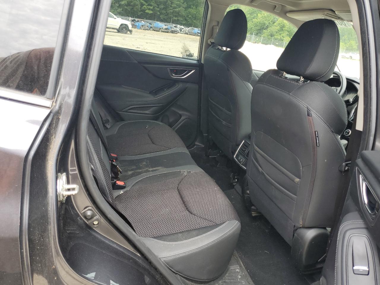 2019 Subaru Forester Premium VIN: JF2SKAGC2KH406974 Lot: 60799365