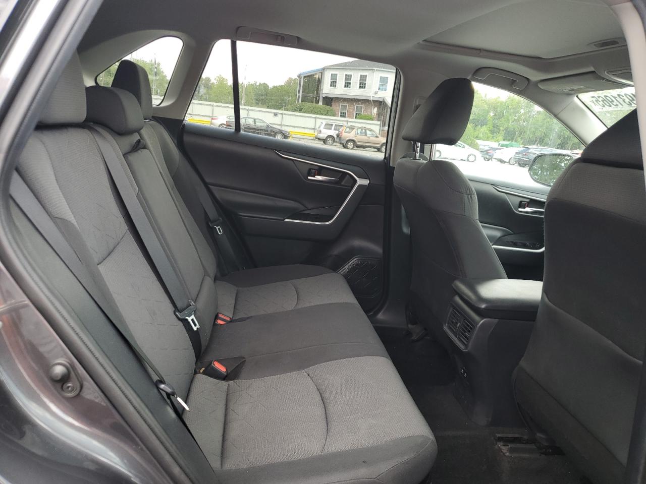 2020 Toyota Rav4 Xle VIN: 2T3RWRFV1LW093043 Lot: 64931965