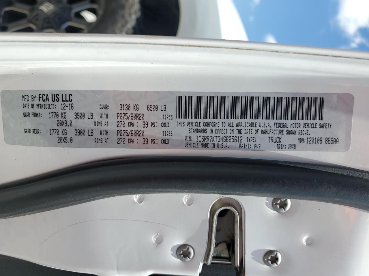 2017 Ram 1500 St VIN: 1C6RR7KT3HS625612 Lot: 63370125
