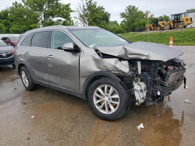  KIA SORENTO 2017 Серый