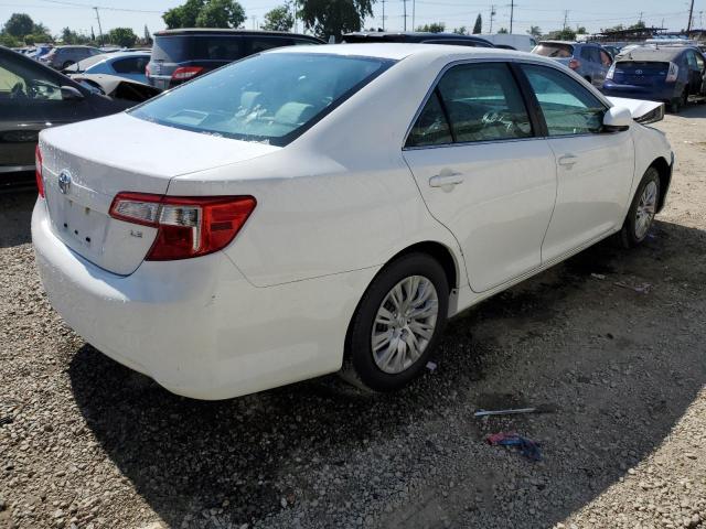 Седаны TOYOTA CAMRY 2013 Белы