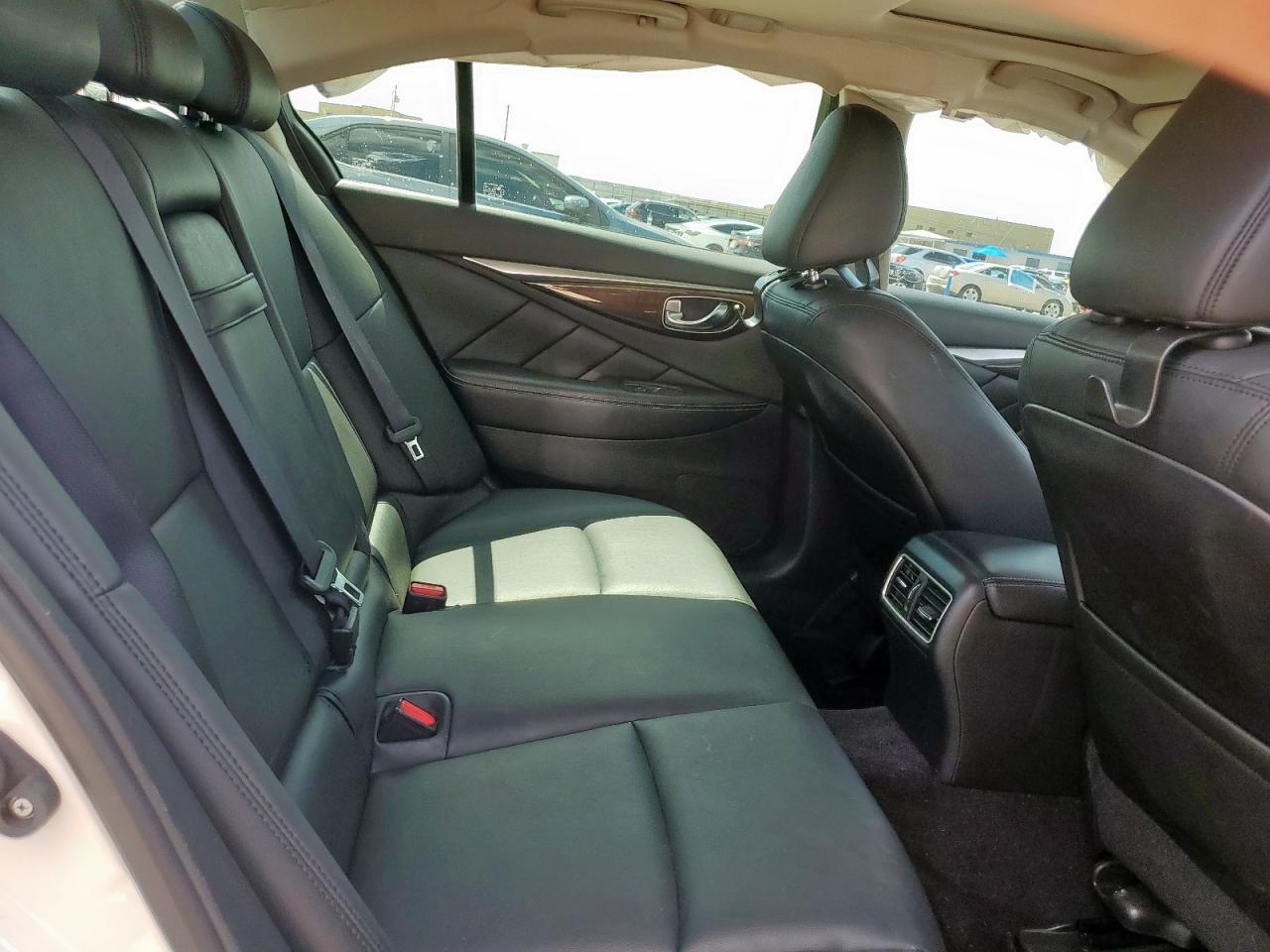 2019 Infiniti Q50 Luxe VIN: JN1EV7APXKM518935 Lot: 65030495