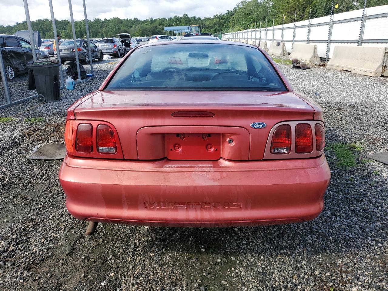 1998 Ford Mustang VIN: 1FAFP4044WF158613 Lot: 62660405