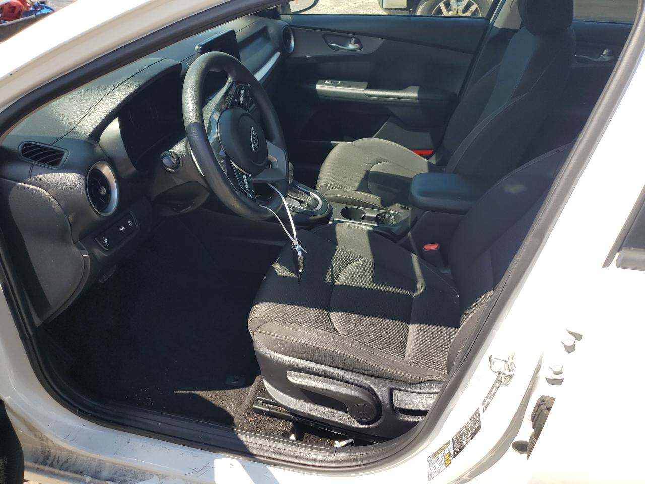2019 Kia Forte Fe VIN: 3KPF24AD7KE098466 Lot: 64940125