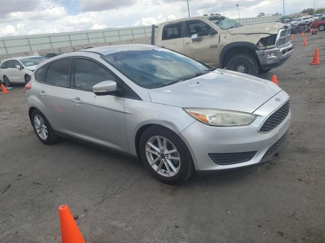 Hatchbacks FORD FOCUS 2016 Silver