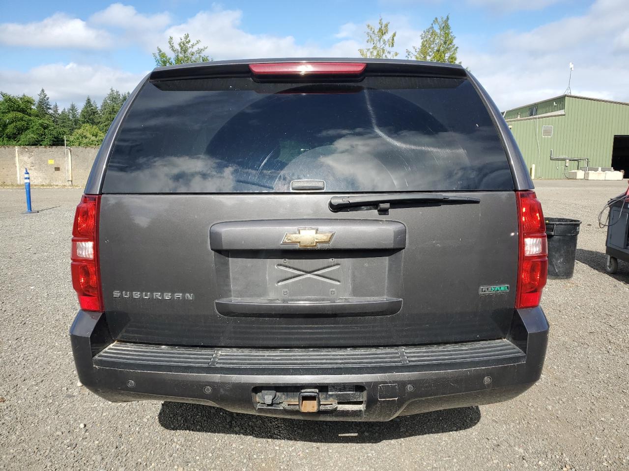 2010 Chevrolet Suburban K1500 Lt VIN: 1GNUKJE38AR133422 Lot: 63240585