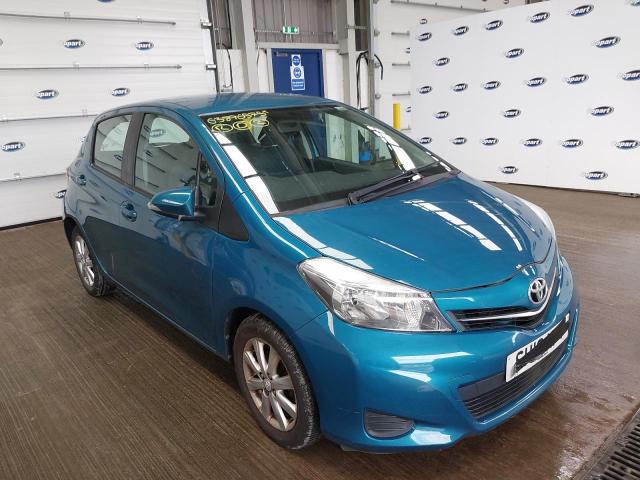 2013 TOYOTA YARIS TR V
