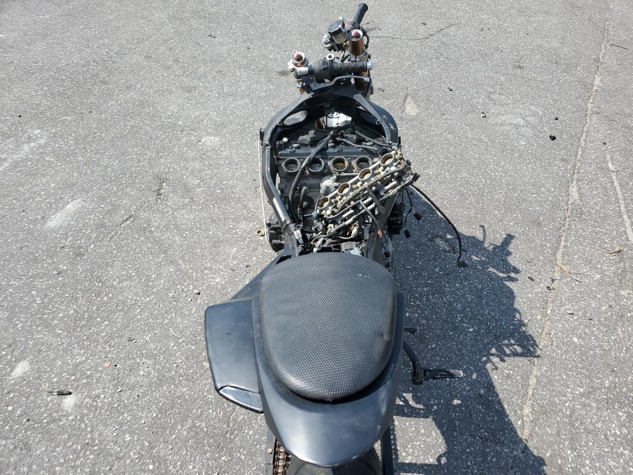 2006 Suzuki Gsx-R1000 VIN: JS1GT76A562108913 Lot: 65499765