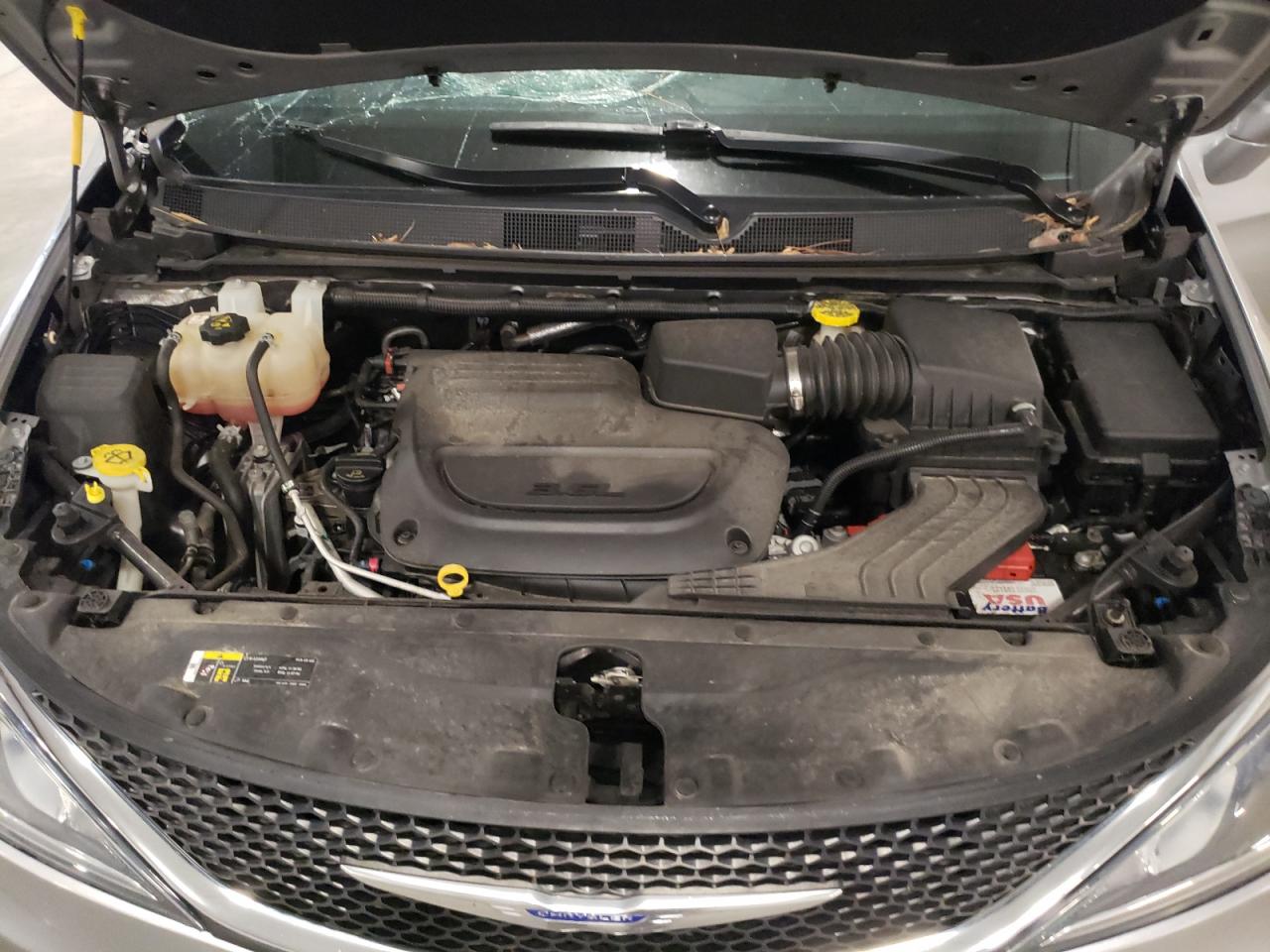2020 Chrysler Pacifica Touring L VIN: 2C4RC1BG5LR127996 Lot: 63153005