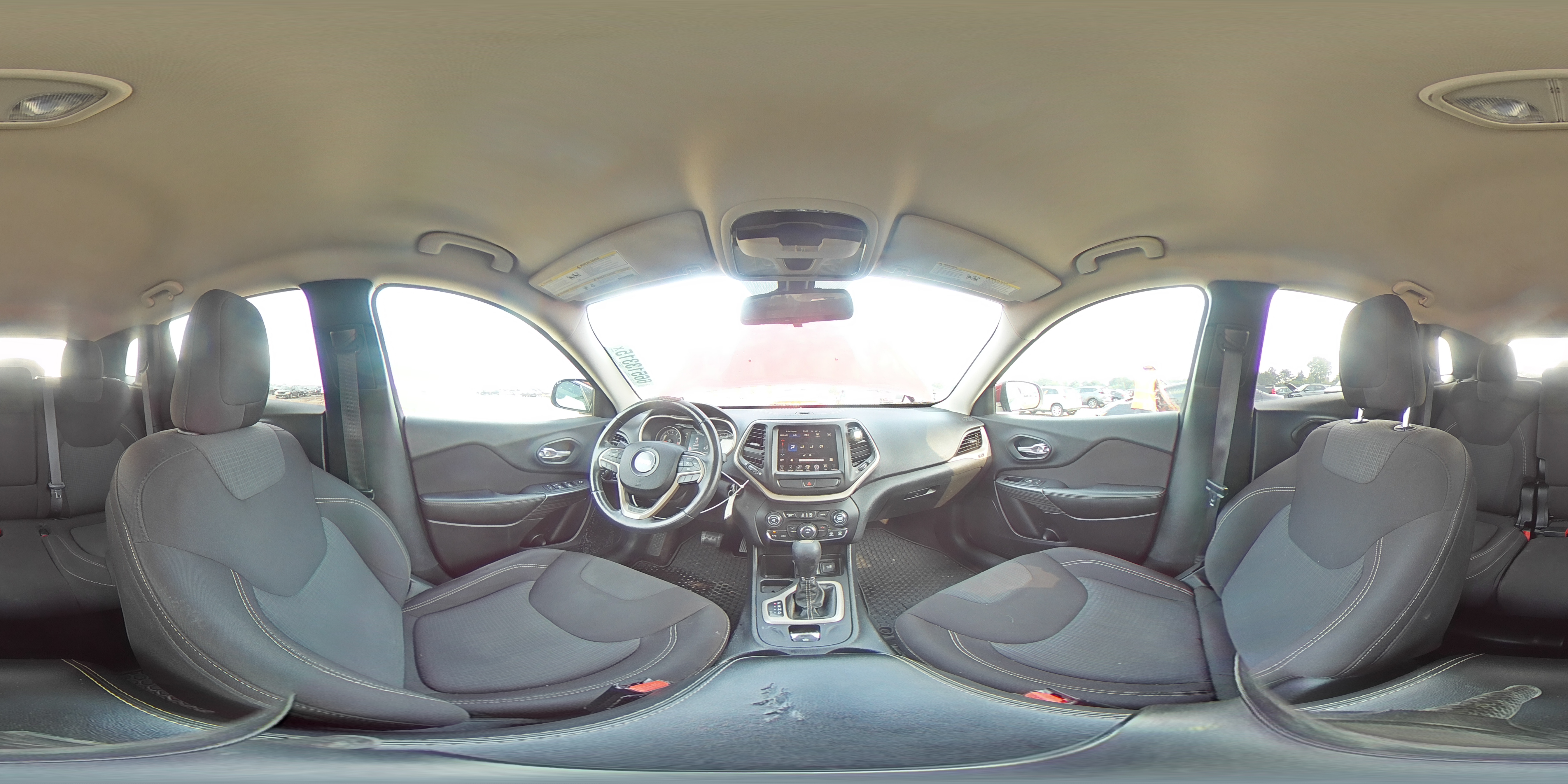 2015 Jeep Cherokee Latitude VIN: 1C4PJLCS6FW700332 Lot: 66513315