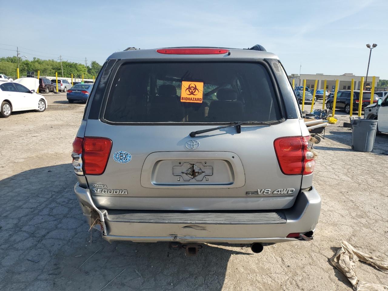 2004 Toyota Sequoia Sr5 VIN: 5TDBT44A04S215682 Lot: 63236375