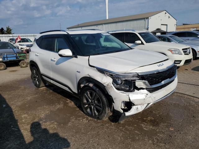 2022 KIA SELTOS S  