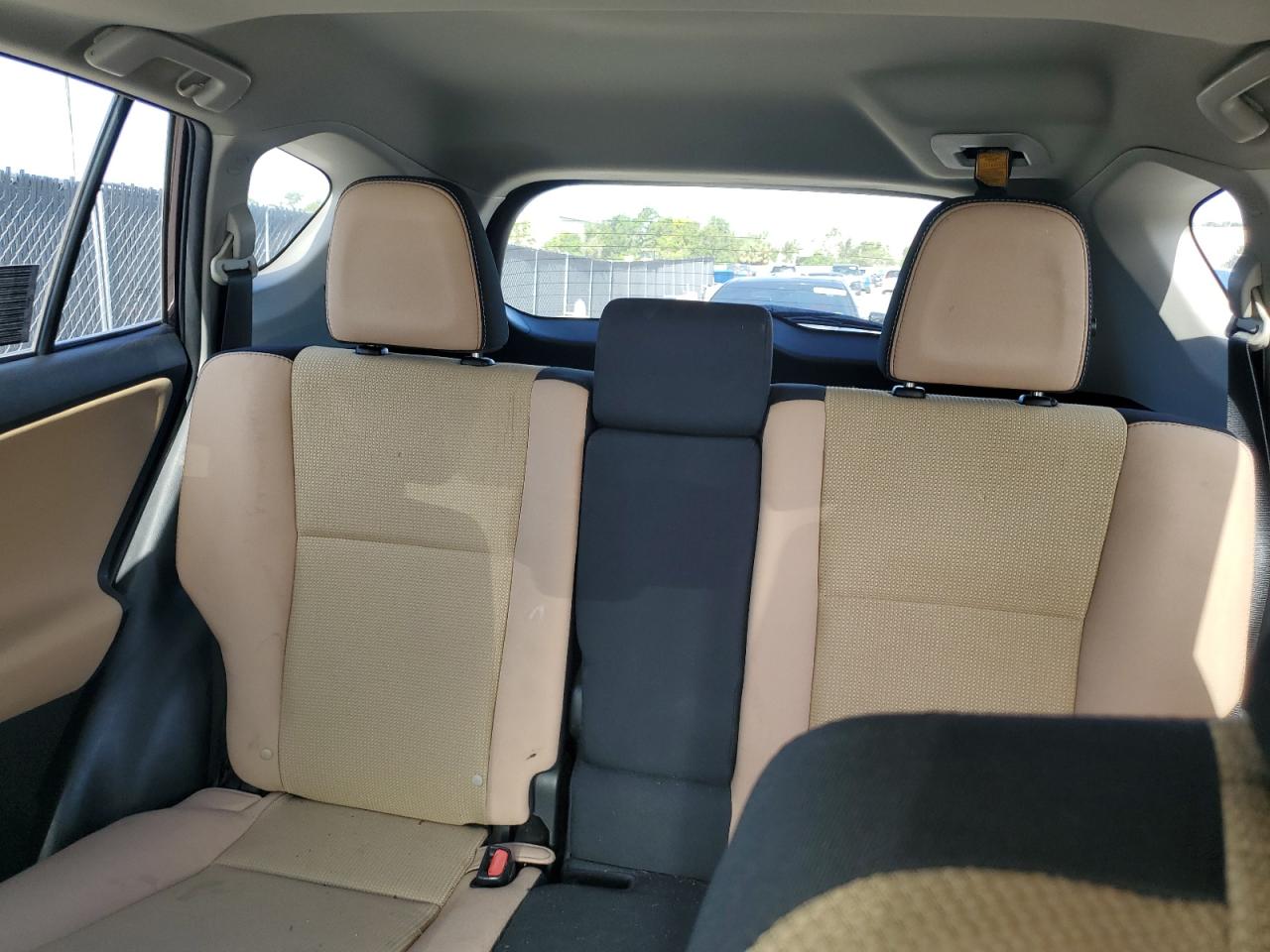 2017 Toyota Rav4 Xle VIN: 2T3WFREV5HW354105 Lot: 63197335