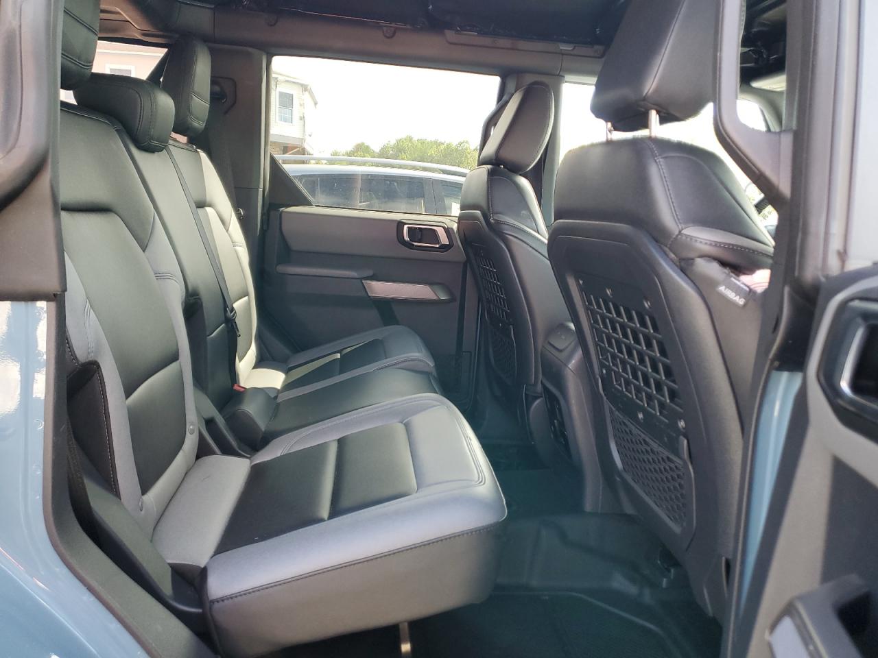 2022 Ford Bronco Base VIN: 1FMEE5DP9NLB54140 Lot: 63028935