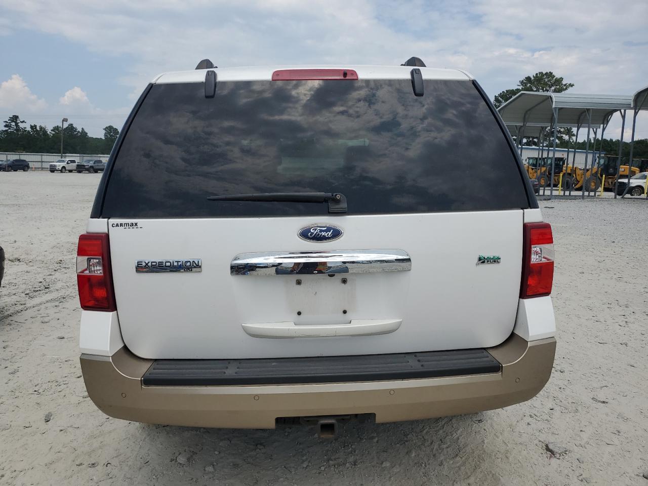 2011 Ford Expedition Xlt VIN: 1FMJU1J53BEF38704 Lot: 63379985