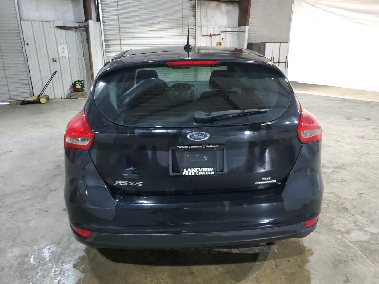 2016 Ford Focus Se VIN: 1FADP3K23GL342358 Lot: 63109915