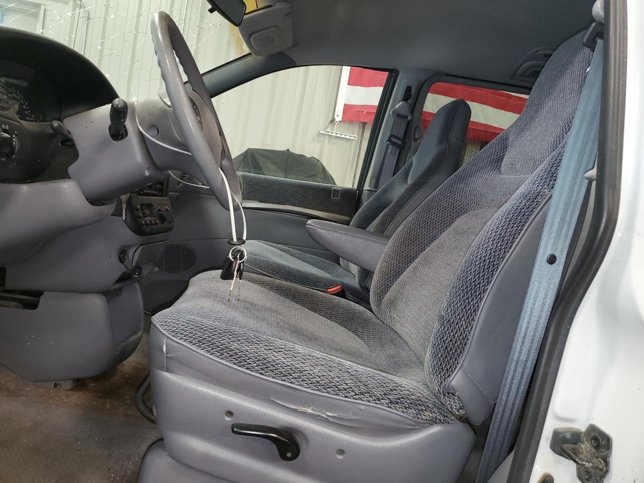 1996 Dodge Grand Caravan Se VIN: 2B4GP44R9TR521252 Lot: 63252675
