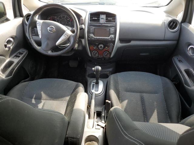  NISSAN VERSA 2015 Srebrny