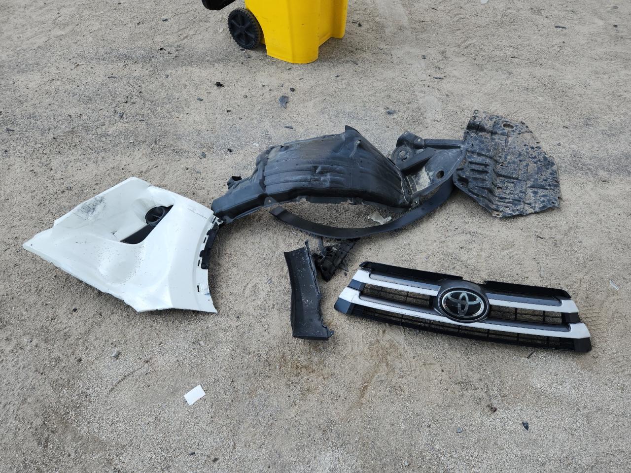 2019 Toyota Highlander Le VIN: 5TDZARFH2KS056978 Lot: 63286795