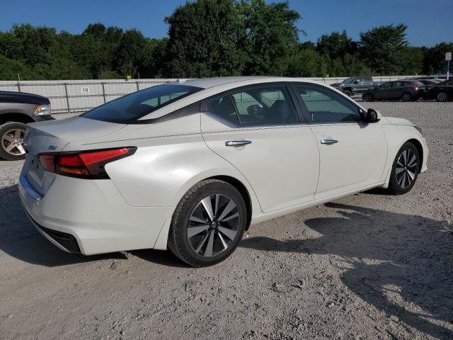  NISSAN ALTIMA 2022 Белы