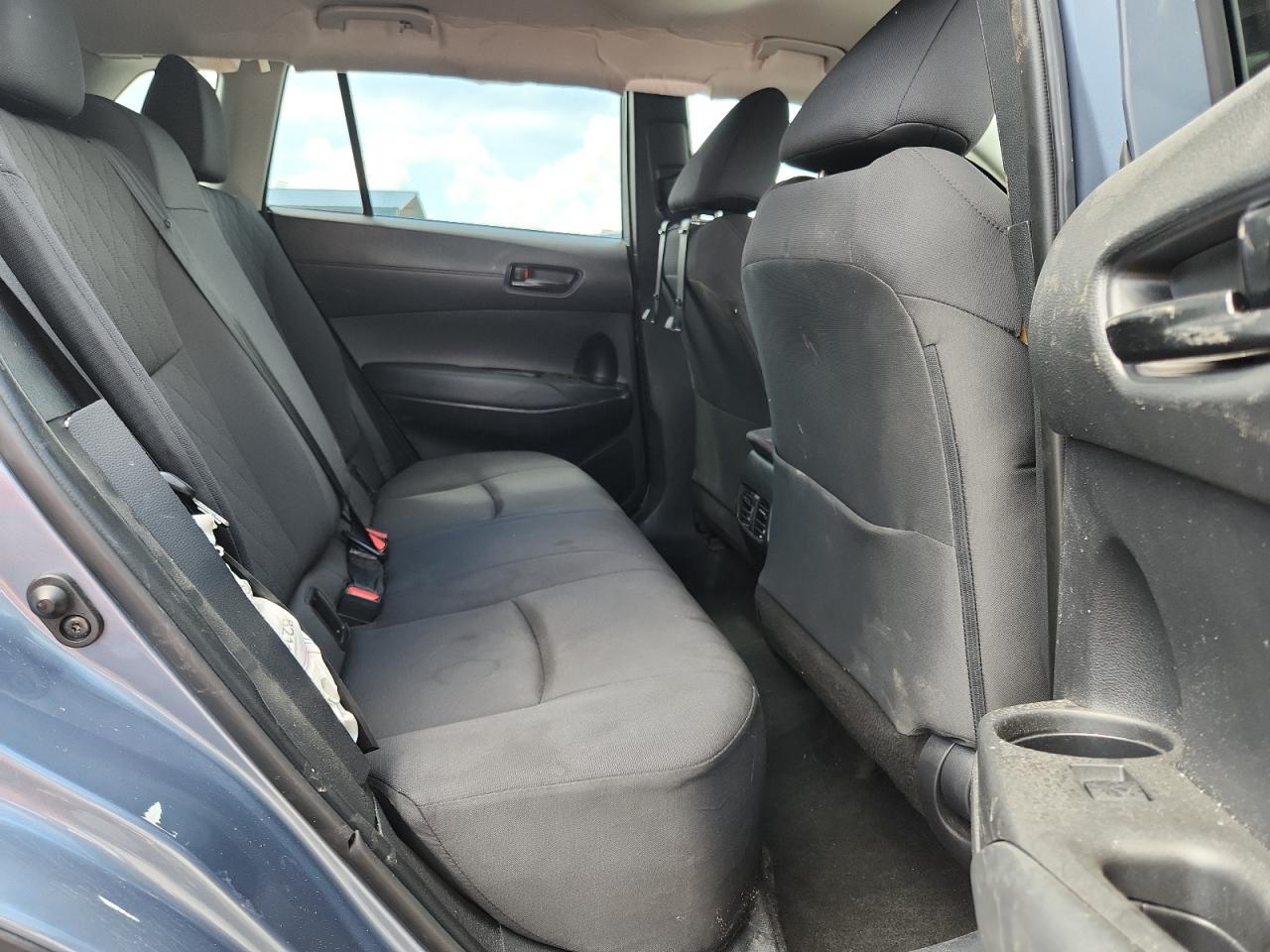 2022 Toyota Corolla Cross Le VIN: 7MUCAAAG4NV017048 Lot: 65010725