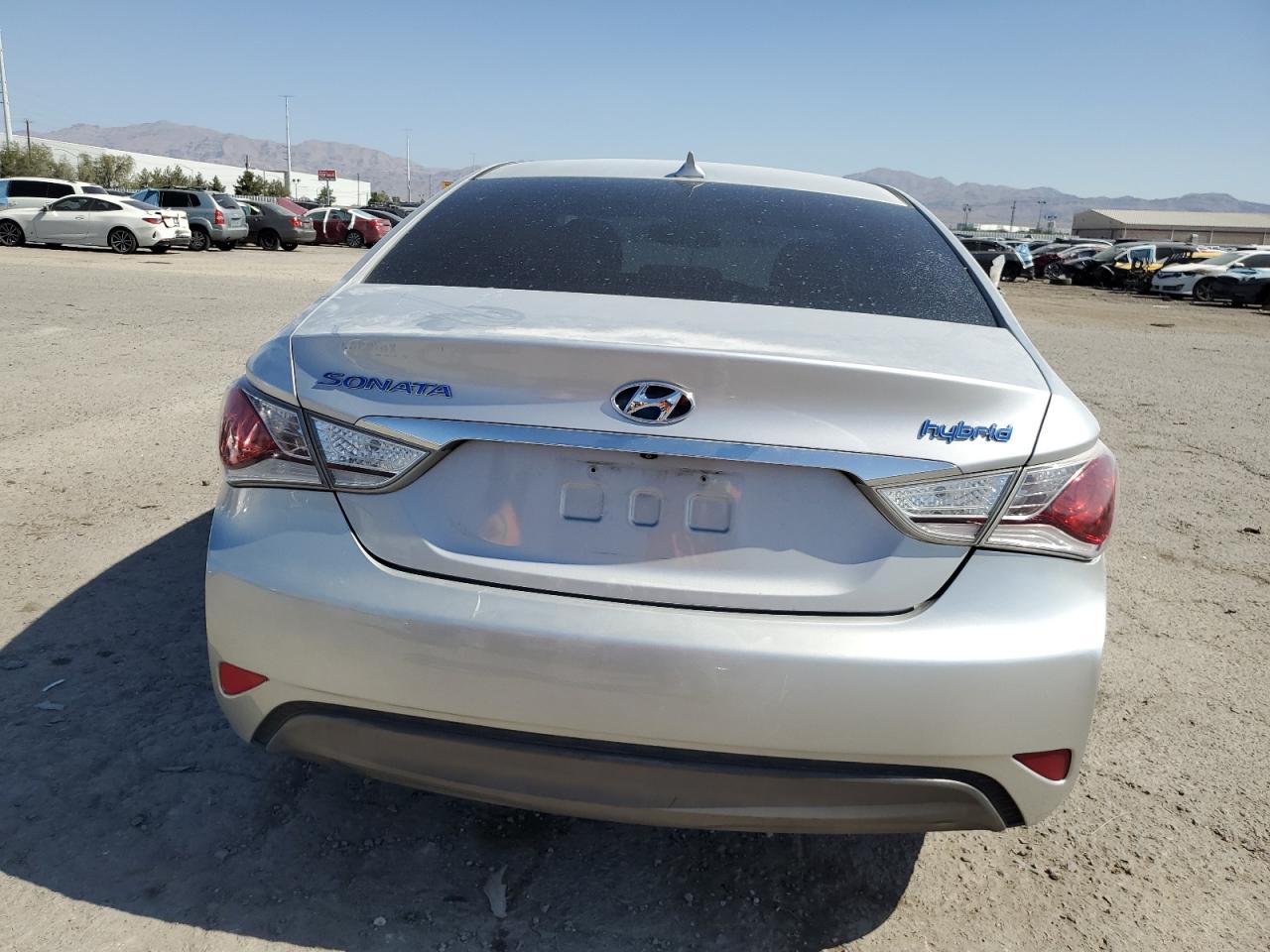 2015 Hyundai Sonata Hybrid VIN: KMHEC4A44FA130738 Lot: 64145845