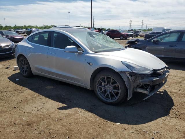  TESLA MODEL 3 2018 Srebrny