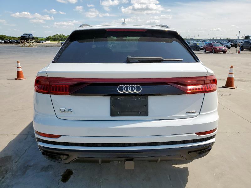  AUDI Q8 2021 Белы