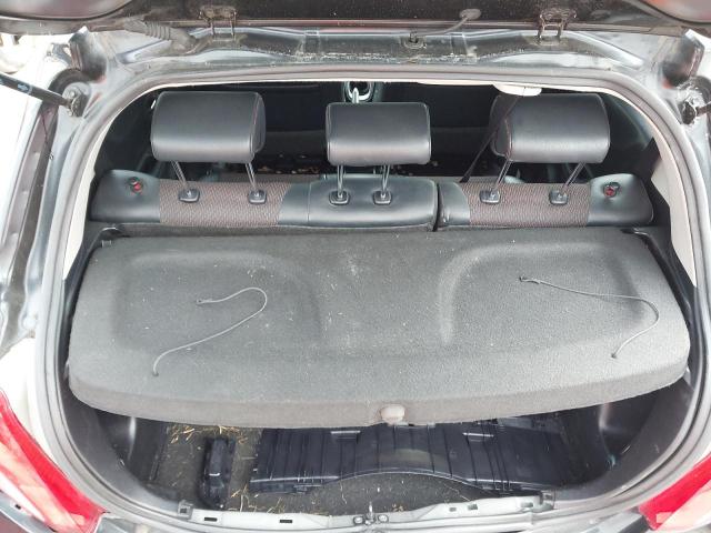 2011 TOYOTA YARIS SR V
