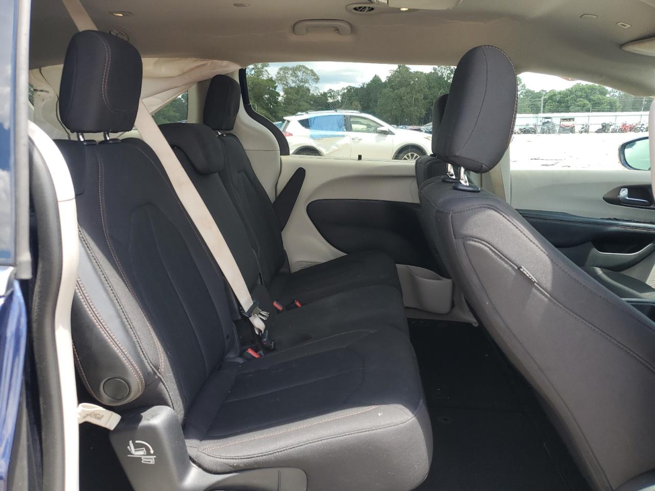 2019 Chrysler Pacifica Touring Plus VIN: 2C4RC1FG5KR715471 Lot: 64480035