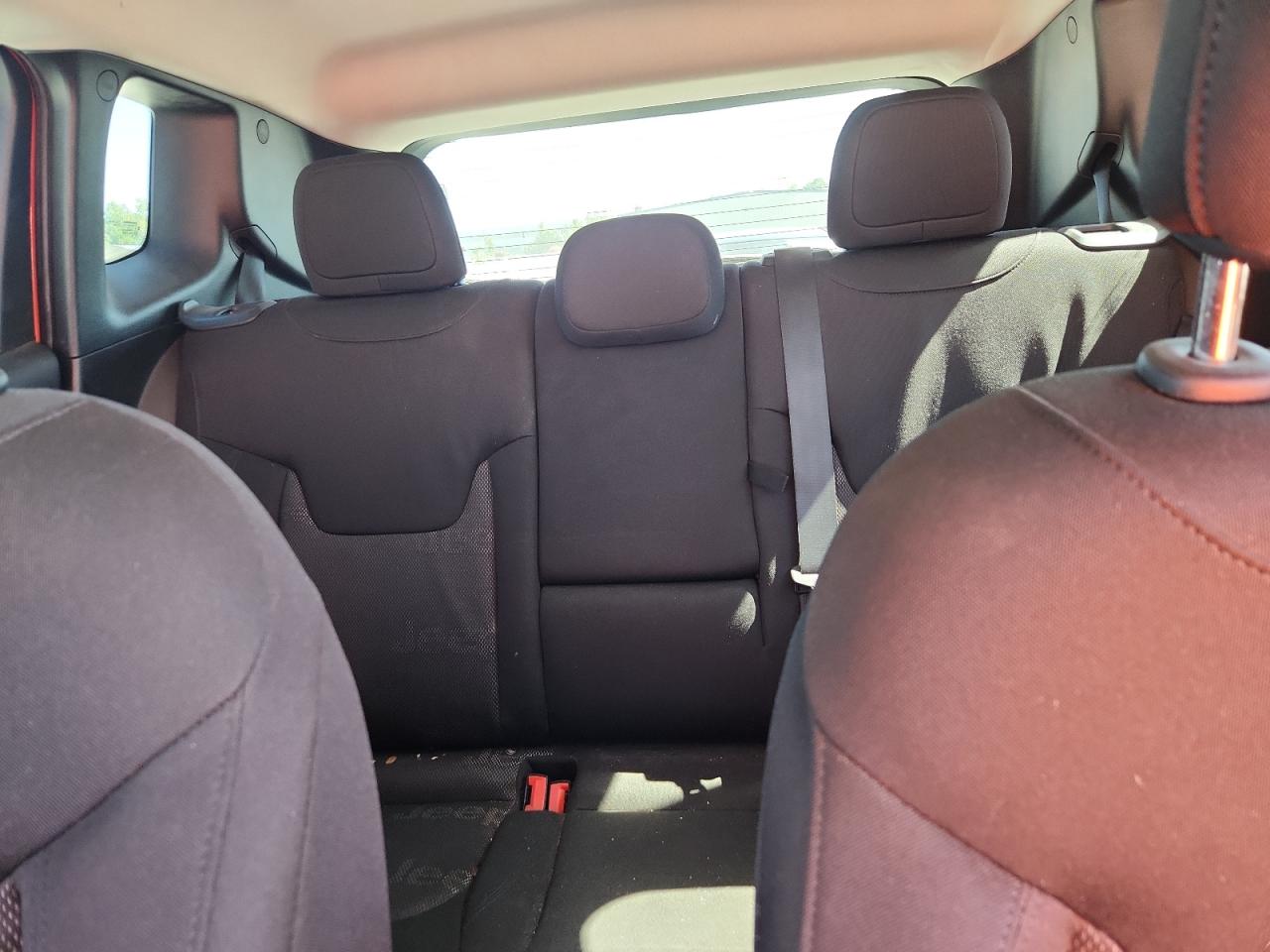 2016 Jeep Renegade Latitude VIN: ZACCJABT0GPD14808 Lot: 65605075