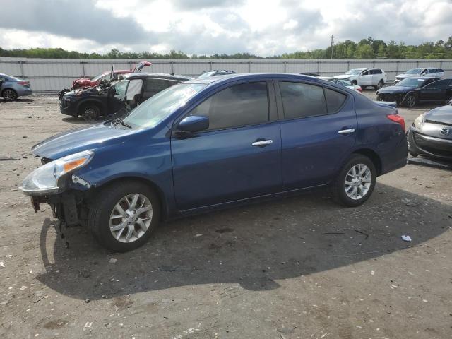  NISSAN VERSA 2018 Granatowy