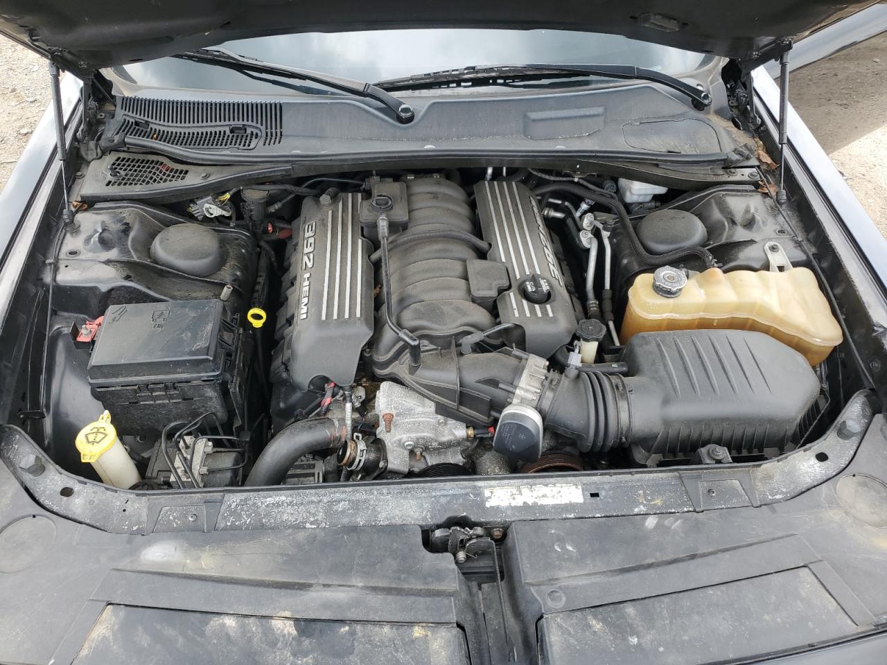 2011 Dodge Challenger Srt-8 VIN: 2B3CJ7DJ6BH561969 Lot: 64253455