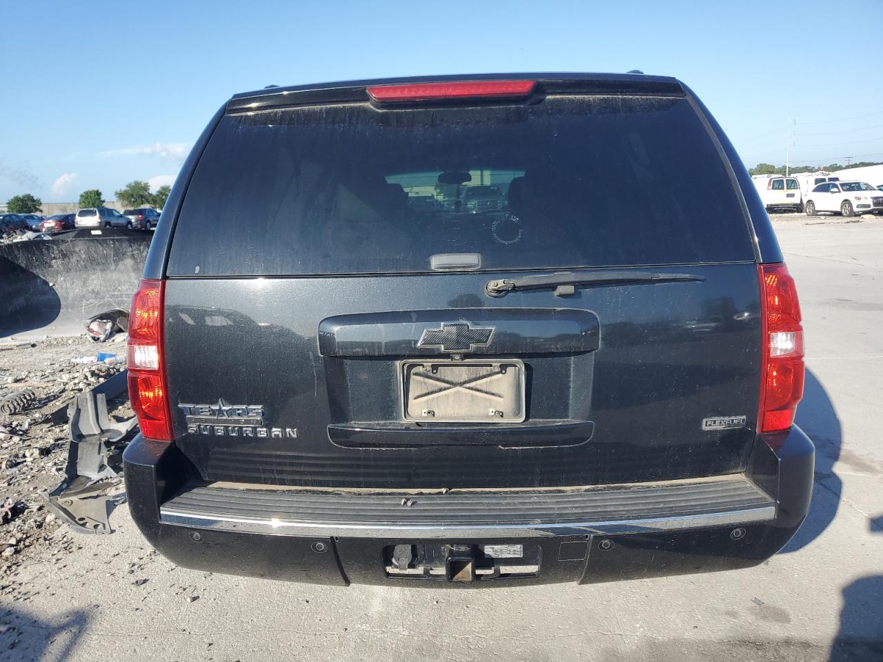 2011 Chevrolet Suburban C1500 Ltz VIN: 1GNSCKE05BR320599 Lot: 64181955