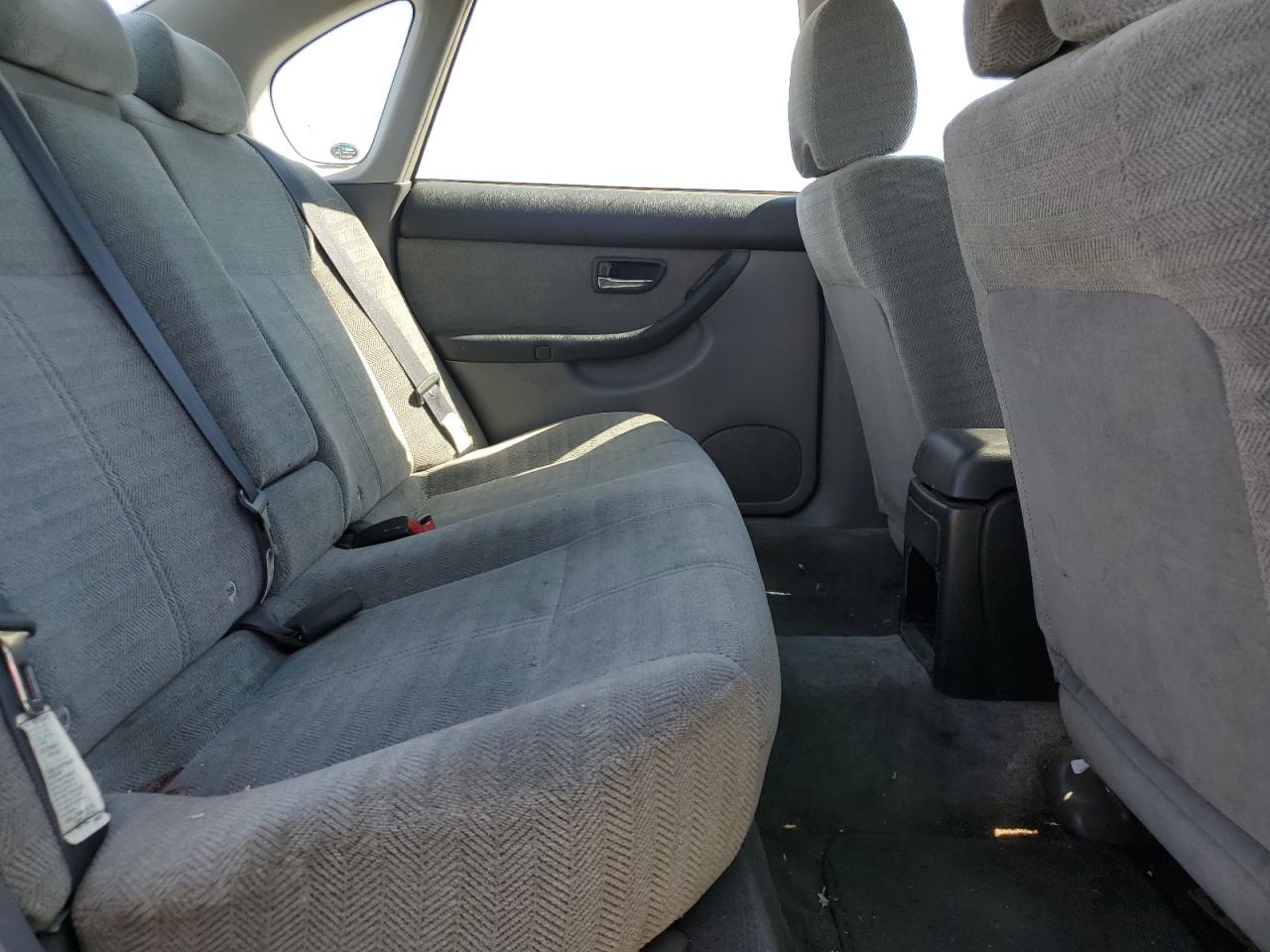 2002 Subaru Legacy L VIN: 4S3BE635526206144 Lot: 64995045