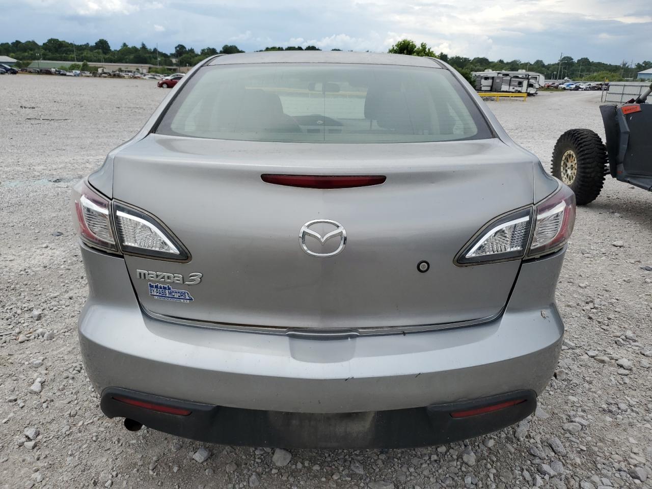 2011 Mazda 3 I VIN: JM1BL1UF6B1467828 Lot: 64803615