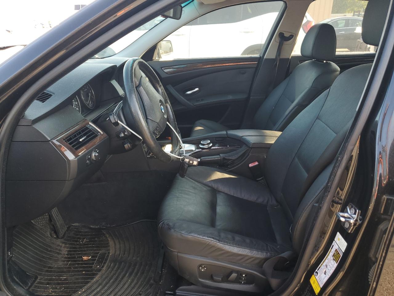 wbanv93538cw55781 WBANV93538CW55781 2008 BMW 535 Xi