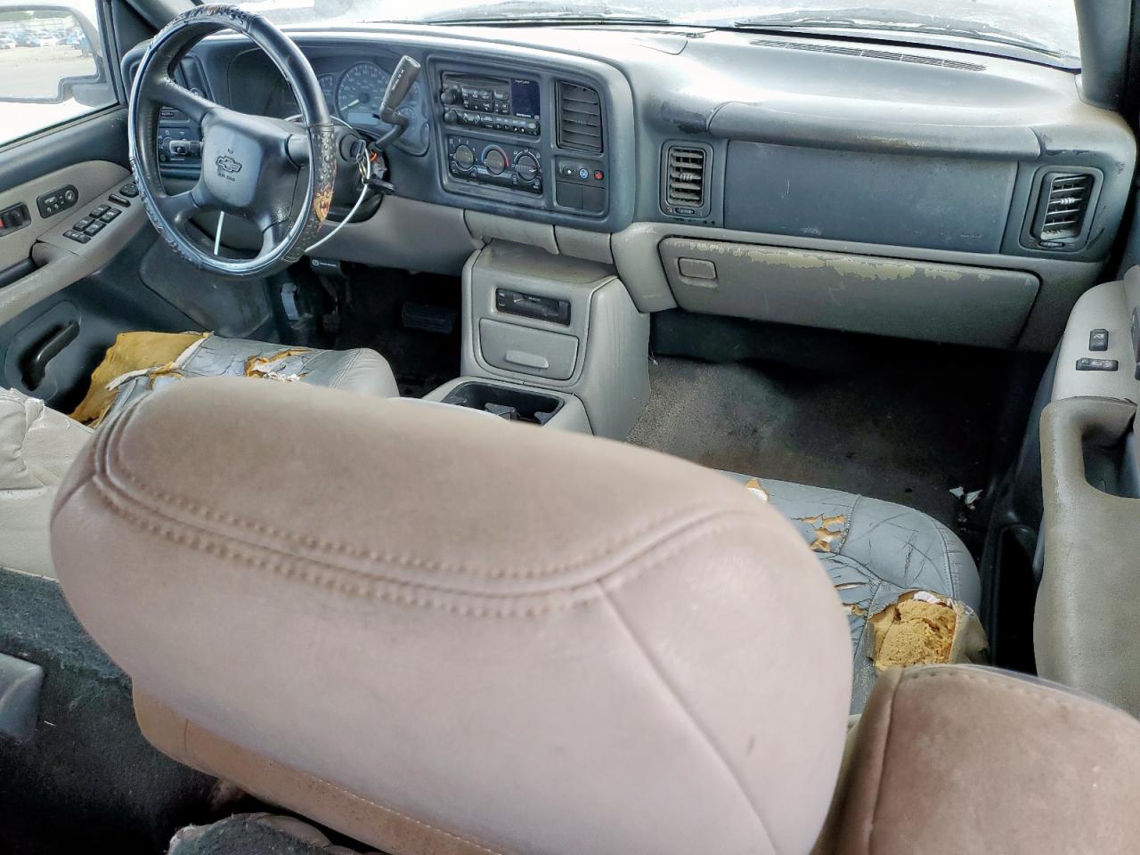 2001 Chevrolet Tahoe C1500 VIN: 1GNEC13T31R179311 Lot: 63856905