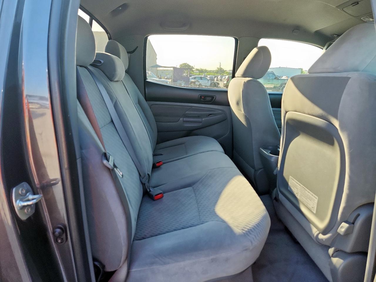 2011 Toyota Tacoma Double Cab VIN: 3TMLU4ENXBM056363 Lot: 64108735