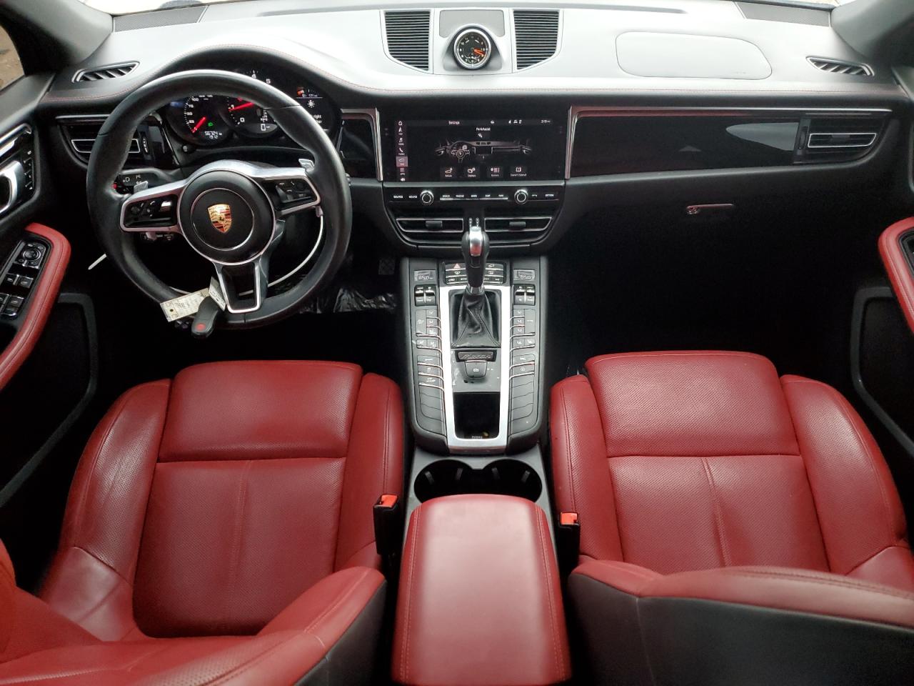 2020 Porsche Macan VIN: WP1AA2A58LLB03918 Lot: 64738225